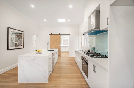 547 Camberwell Road, Camberwell VIC 3124 - House For Rent | Domain - Photo 4