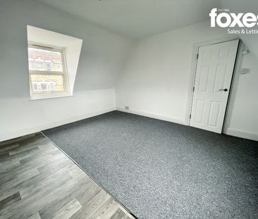 2 bed flat to rent in The Crescent, Bournemouth, Dorset, BH1 4EX - Photo 5