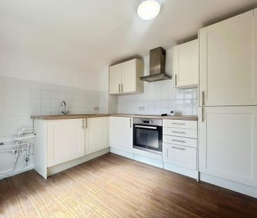 3 bedroom maisonette to rent - Photo 6