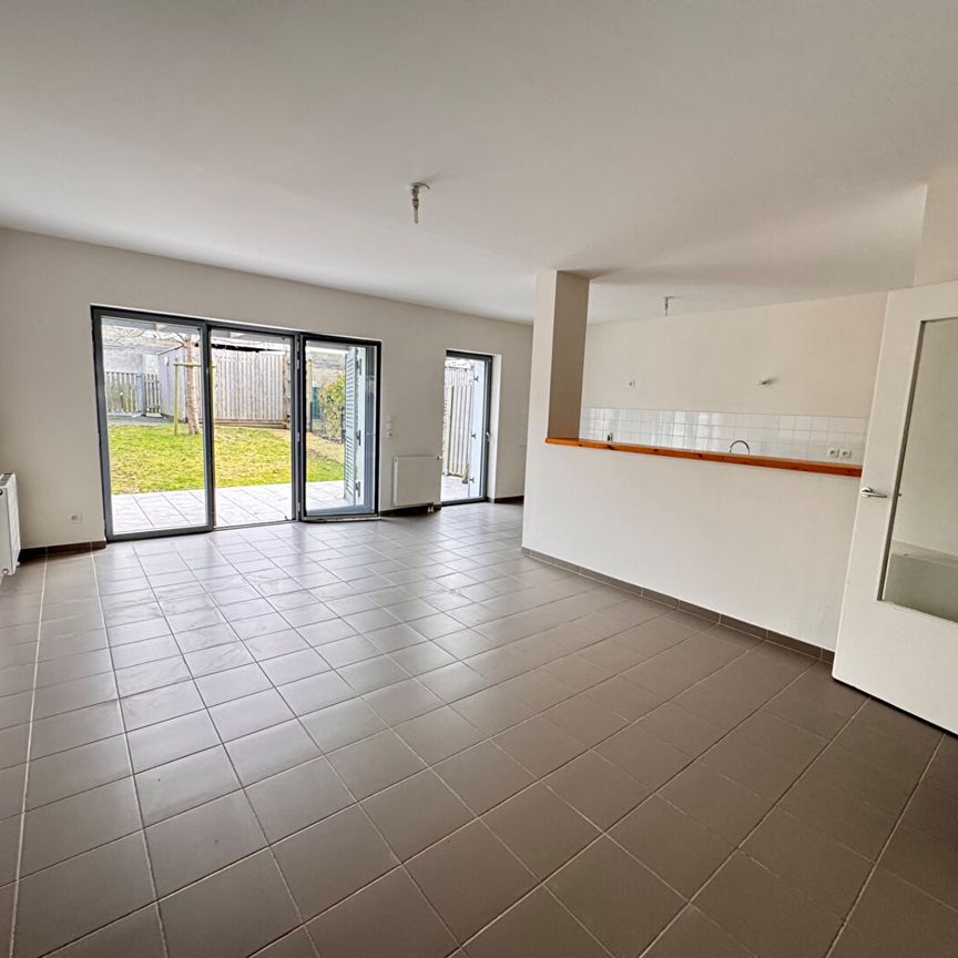 Location Maison 5 pièces 118m² - Photo 1