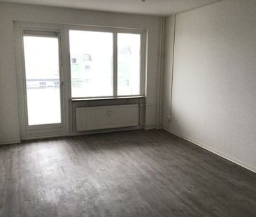 Moderne 2-Zimmer-Wohnung mit Balkon zum kurzfristigen Bezug verfügbar - Photo 1