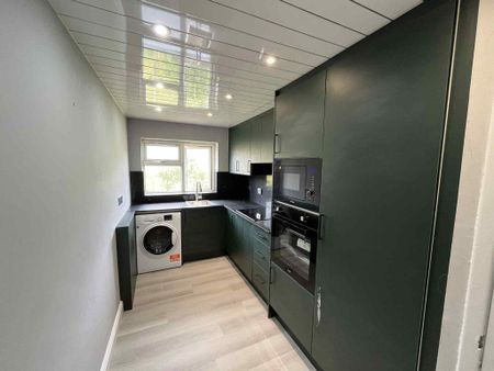 2 bedroom maisonette to rent - Photo 5