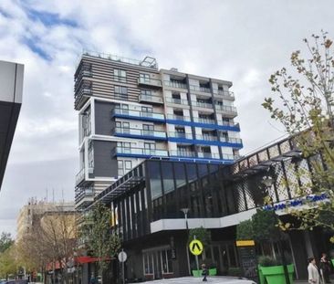 Modern One-Bedroom Apartment in a Highly Sought-After Complex - Photo 2