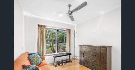 Fully Renovated Home with Park Access in the Heart of Indooroopilly - Photo 4