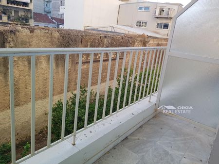 Ενοικιάζεται Επιπλωμένο Διαμέρισμα - Τριών Ναυάρχων - Photo 4