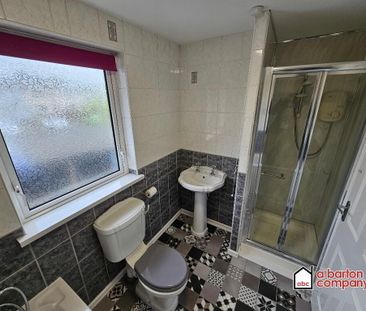 34 Fairview Road, Fairview, Newtownabbey, BT36 6QP - Photo 4