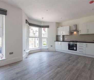 Claude Road, Roath, CF24 - Photo 2