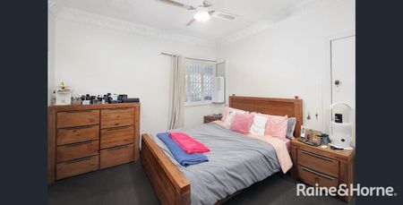 27 Ansdell Street, Mount Gravatt, QLD 4122 - Photo 4