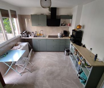 House - Photo 2