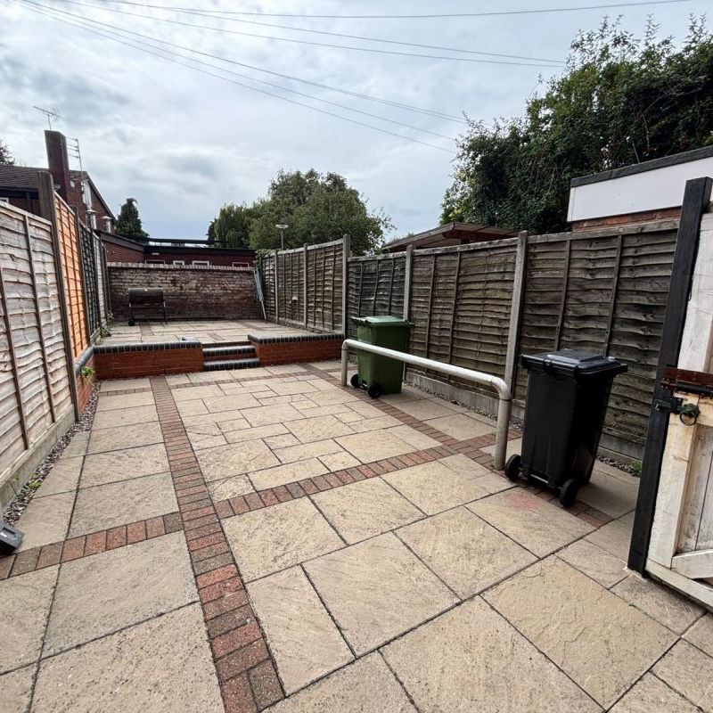 66 Derby Road - 4 Huge Doubles & Student TriangleLoughborough - Photo 1