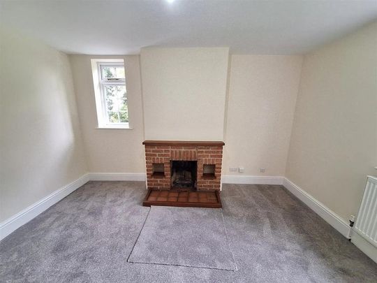 4 bedroom detached house to rent - Photo 1