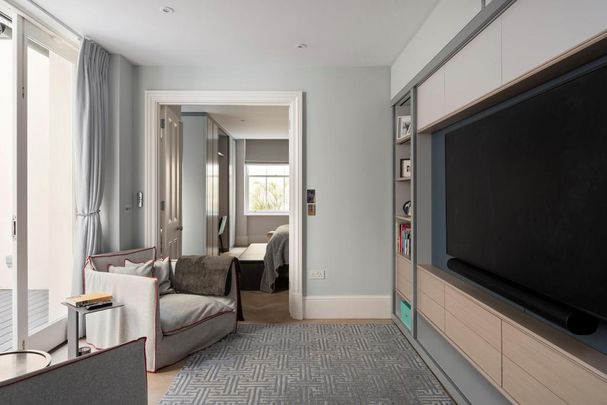 4 bedroom flat to rent - Photo 1