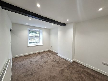 3 Bed Detached House, Church Street, S35 - Photo 3