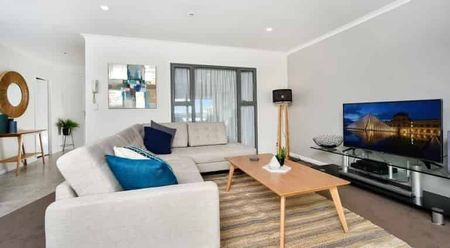 Stylish 2BR furnished Apt in Auckland Central - Photo 5