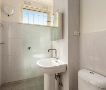 2/7 Scott Street, Elwood VIC 3184 - Apartment For Rent | Domain - Photo 3