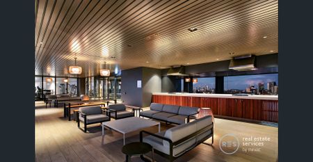 Stunning 25th Floor, 1 Bed + Study Apartment in St Leonards Square - Photo 3