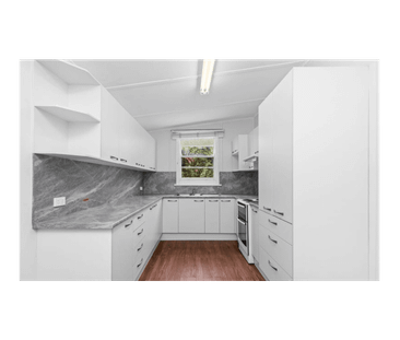 Peaceful Family Living Near the Mountains – 3 Bedroom Home in Cathe... - Photo 3