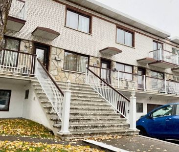 Appartement à louer - Montréal (Saint-Léonard) - Photo 1