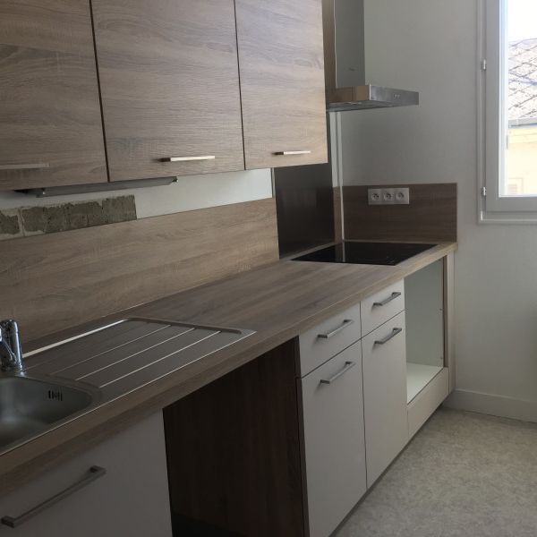 Location Appartement 2 pièces 49m² ORLEANS 45000 - Photo 1
