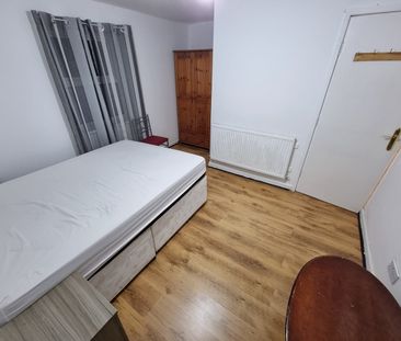 1 Bed Flat, Lister Road, L7 - Photo 1