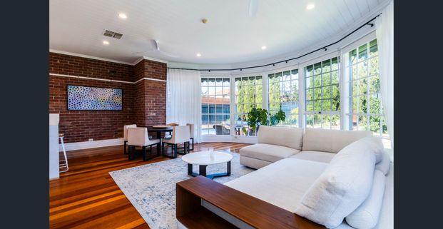 Perfect Family Home in Sought After Pascoe Vale South - Photo 1