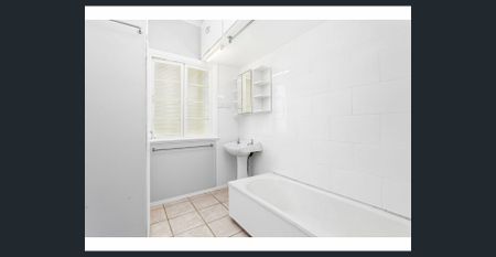 LARGE 2 BAY SHED, LOCATED IN FRENCHVILLE! - Photo 5