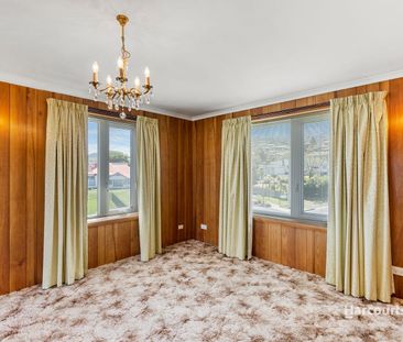 Million Dollar Views in the heart of Bellerive - Photo 4