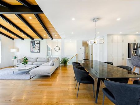 440 Montrose Drive - Photo 5