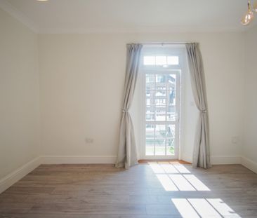 St Georges Road, Harbourside, BS1 5UJ - Photo 4