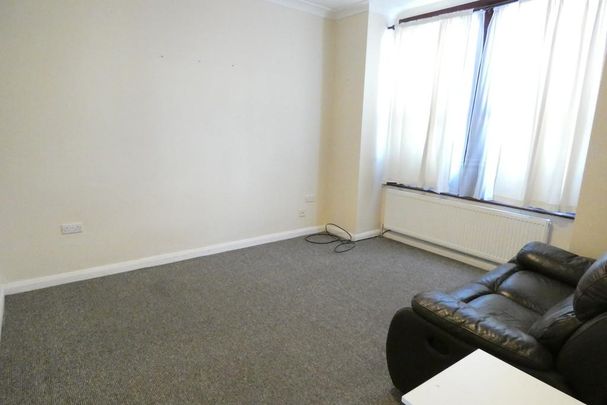 4 bedroom terraced house to rent - Photo 1
