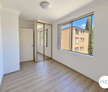 Spacious and Secure 2-Bedroom Unit in Liverpool! - Photo 2