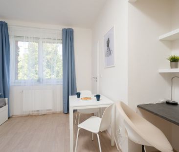 Moderní 1+kk se šatnou u metra Kačerov, Praha 4 – krátkodobě i dlou... - Photo 3