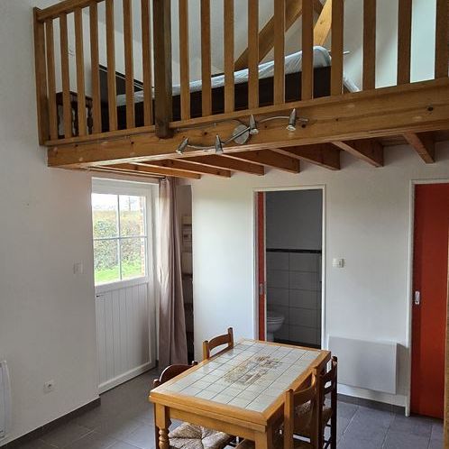 Location Appartement 2 pièces 31m² HAZEBROUCK 59190 - Photo 1