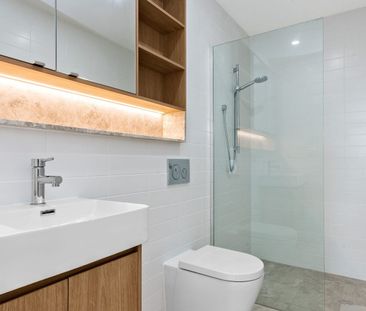 Luxury Apartment in Prime Location - Photo 3