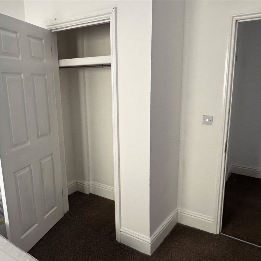 Bristol Road, - Photo 1