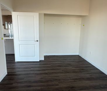 For Lease - 15 Watergarden Drive Unit# 3806, Mississauga, Ontario - Photo 2