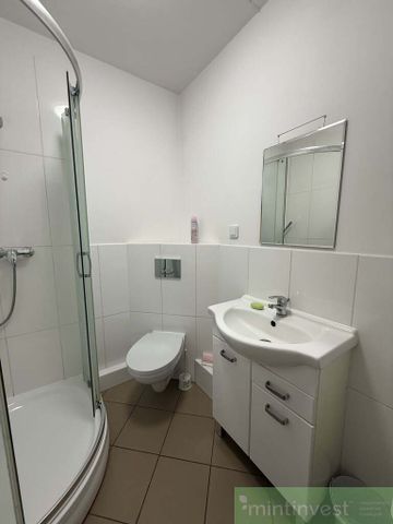 Kawalerka z balkonem w bloku z windą - Zdjęcie 5