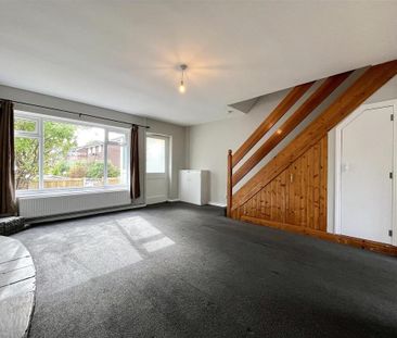 3 bedroom end of terrace house to rent - Photo 4