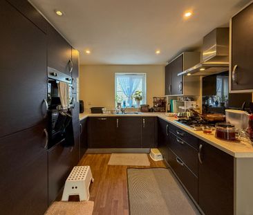 Mallard Close, Bristol - Photo 3