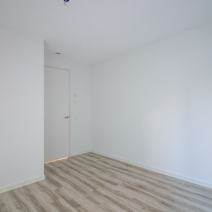 Te huur: Appartement Hellingstraat 198 in Amsterdam - Photo 1