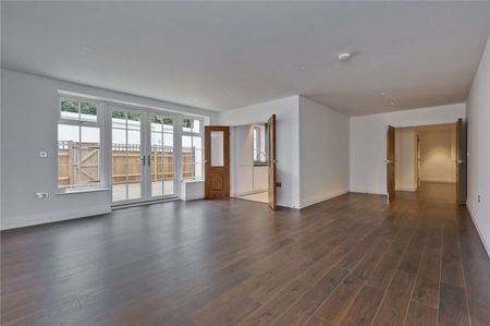 An exceptional apartment with outdoor space in a development in the heart of Farnham town centre. - Photo 4