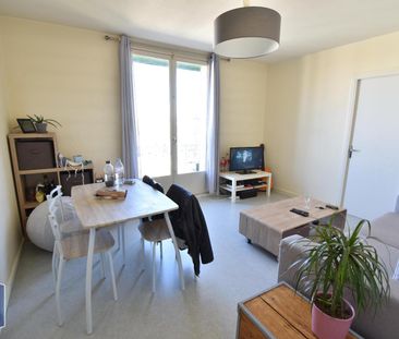 Location Appartement 3 pièces 54m² LE MANS 72000 - Photo 2