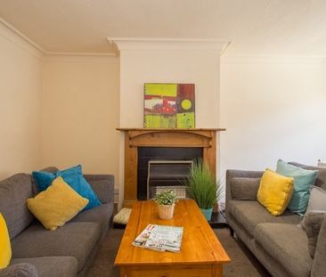4 Hessle Road, Hyde Park, Leeds, LS6 1EH - Photo 2