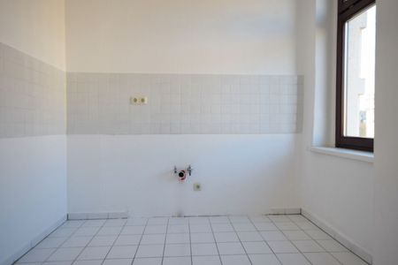 Laminat • 3-Raum • Aufzug • Bad mit Wanne • Schloß-Chemnitz • zentrumsnah • neuer Balkon! - Photo 3