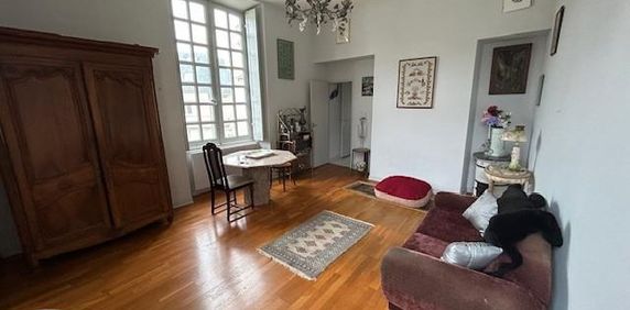 Location Appartement 2 pièces 56m² BOURGES 18000 - Photo 2