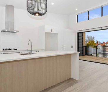 4/7 Wellington Street - Photo 3