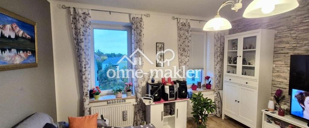 Zwei-Zimmer-Wohnung mit EBK in saniertem Altbau in Leipzig-Knautkleeberg - Photo 1