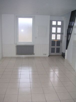 A louer maison type F3 - centre ville Carentan (50500) - Photo 1