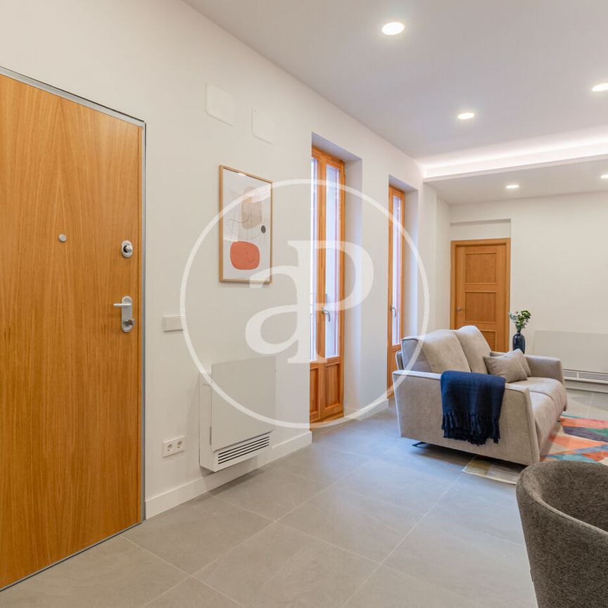 Flat for rent in Palacio (Madrid) - Photo 1