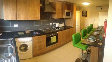 Student Accommodation - Double Room En-Suites - Bradford - Photo 4